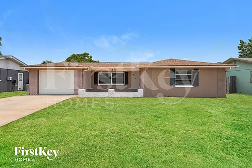 7915 Foxbloom Dr Photo 1