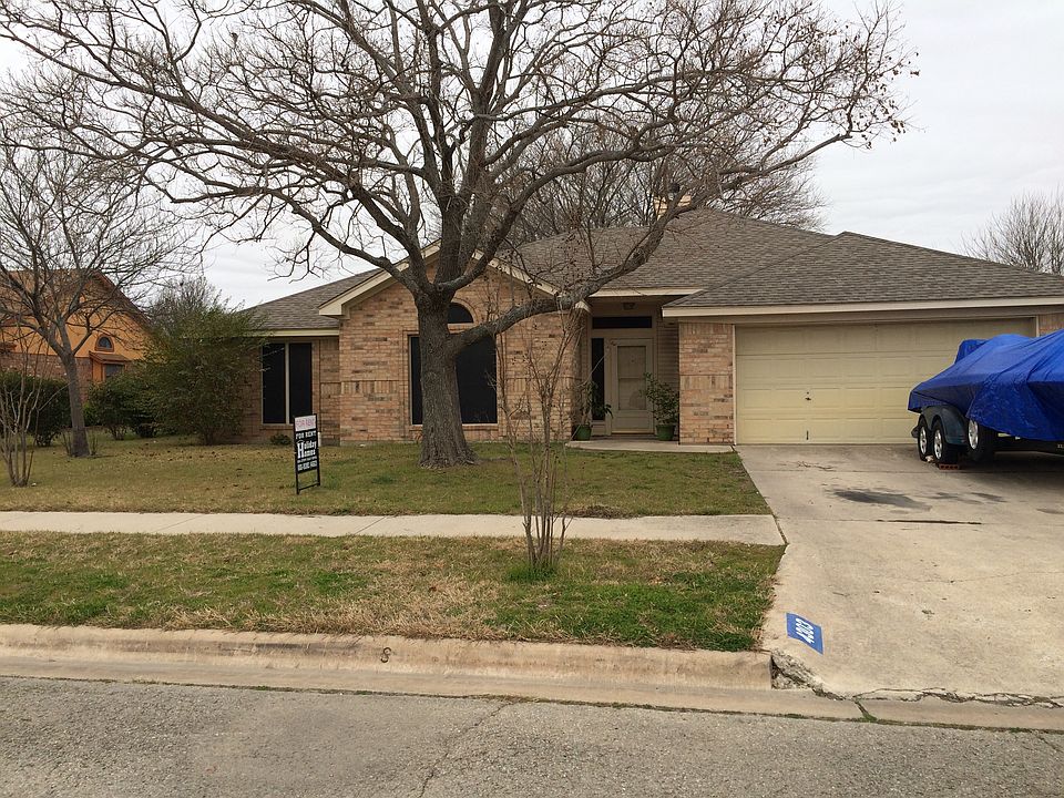 2nd image of 4303 Vicki Dr