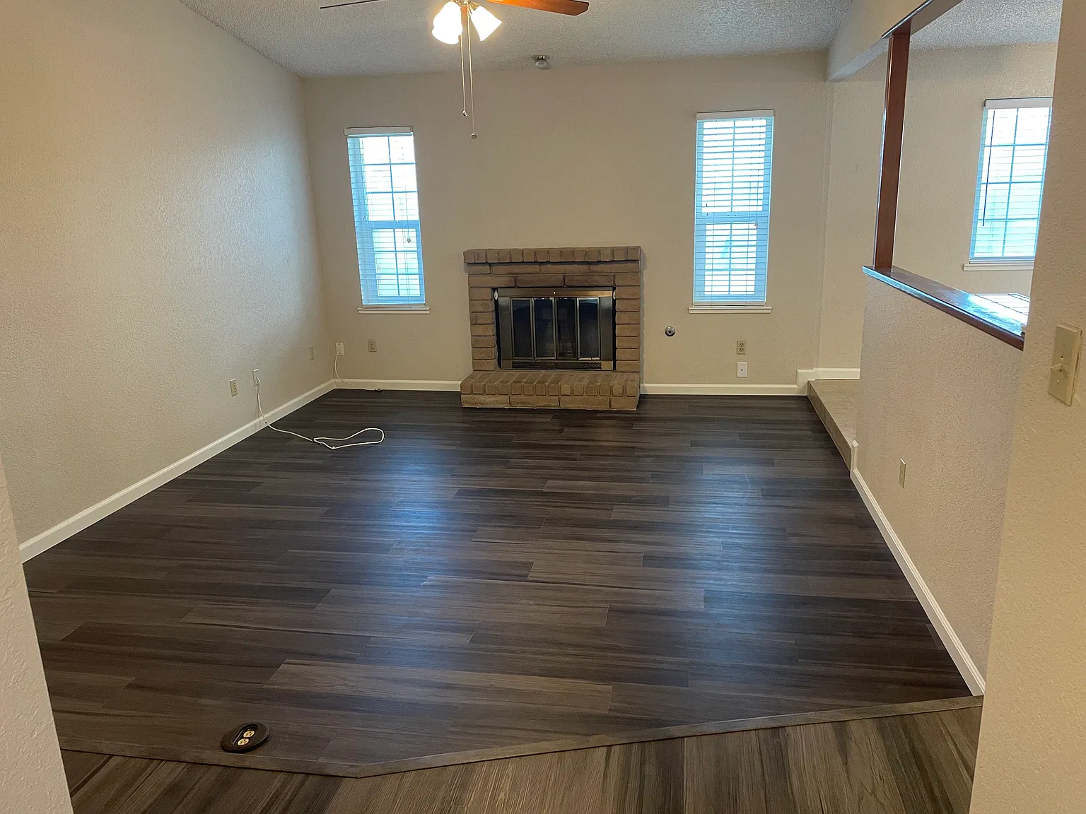 3 bed, 1242 sqft, $2,400 — Photo 4