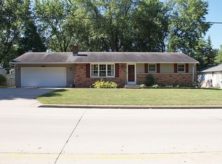1417 Cormier Rd, Green Bay, WI 54313