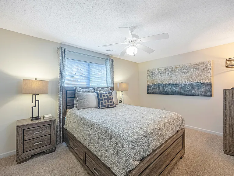 Laurel Springs — Photo 14