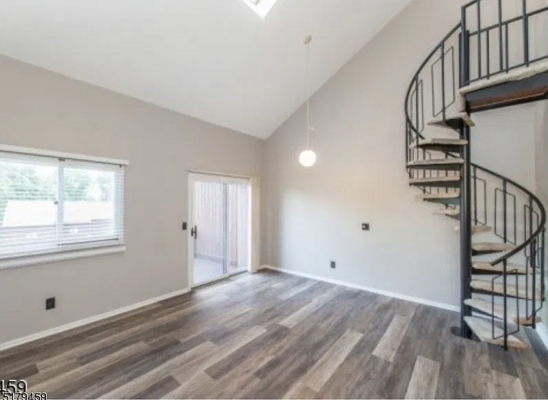 3 Steamboat Dr #10