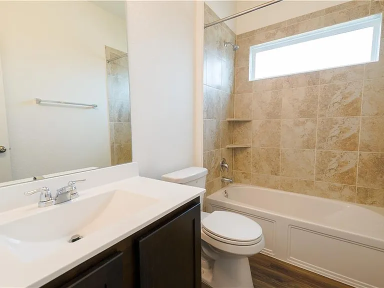 933 Wildrye Ct — Photo 6