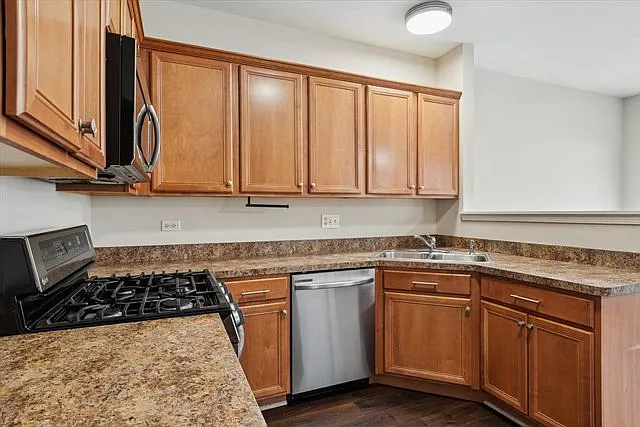 2156 Sunrise Cir #2156 — Photo 8