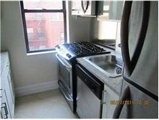 Rented by Douglas Elliman | media 9