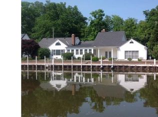 4981 Portage Dr, Vermilion, OH 44089