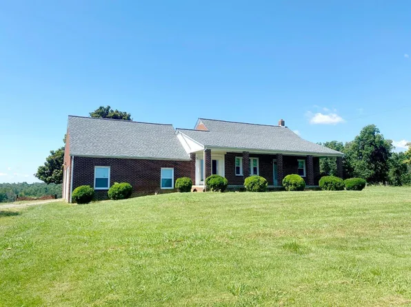 2968 Novelty Rd, Penhook, VA 24137