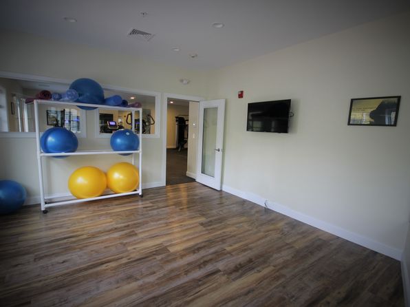 1 Regency Village Way APT 106