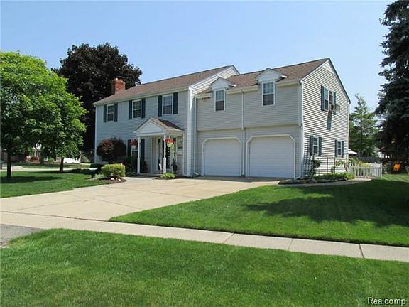 2nd image of 46952 Shiloh Way