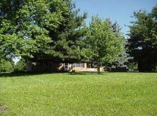 606 Briarwood Dr, De Soto, IL 62924