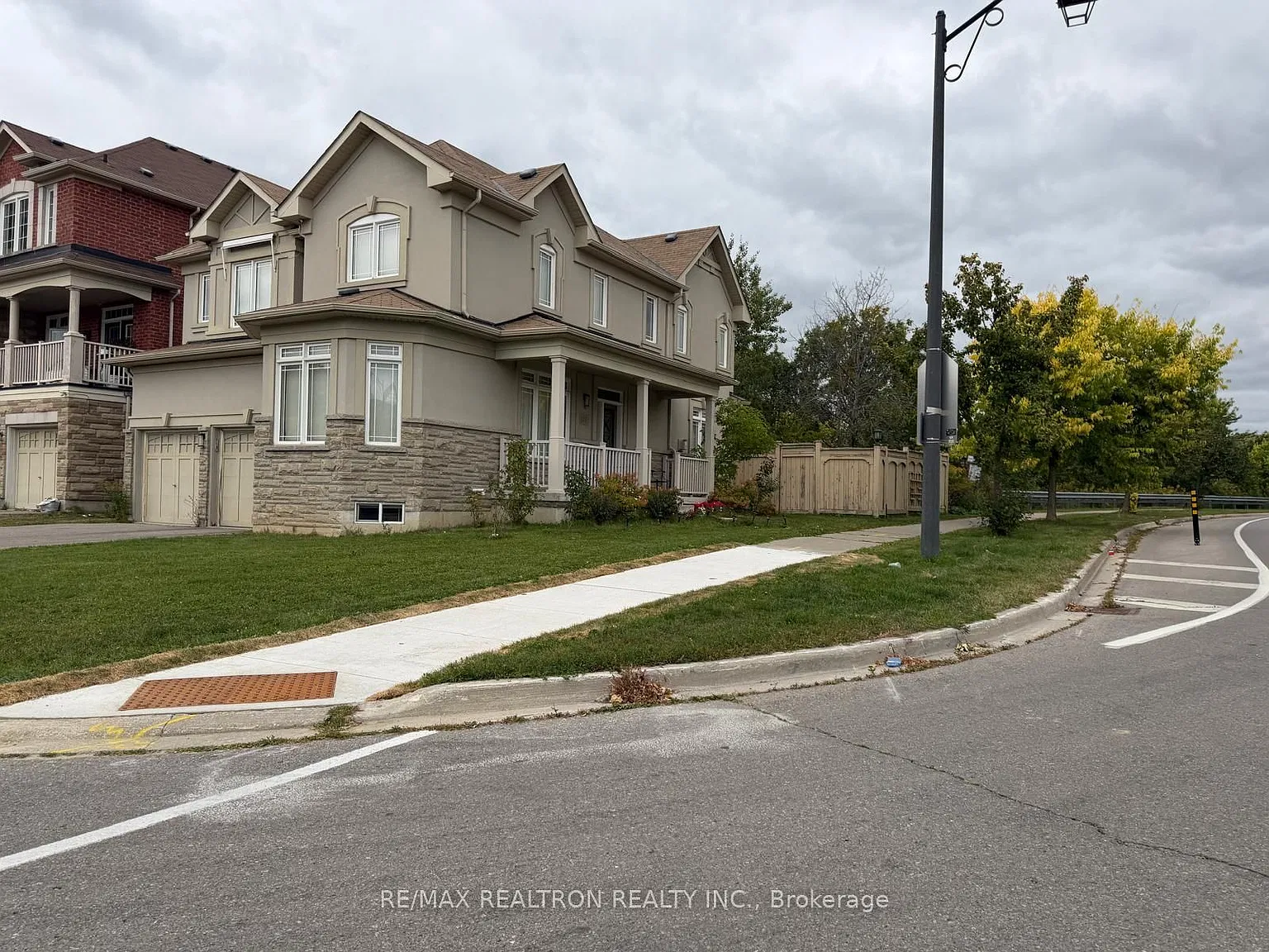 1 bed, $2,000 — Photo 2