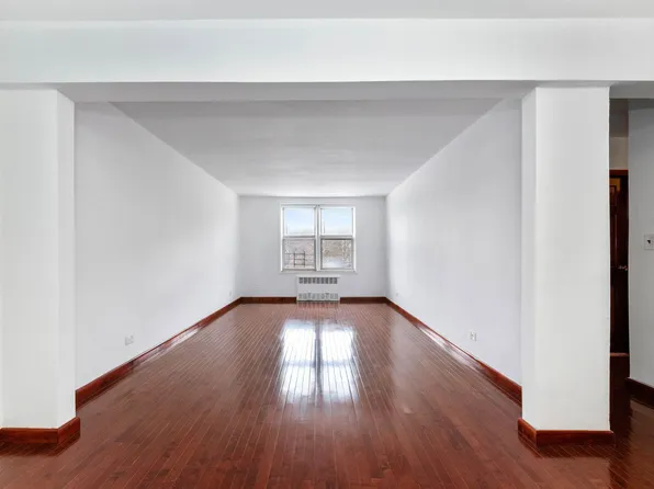 33-24 93rd Street #4W, Jackson Heights, NY 11372