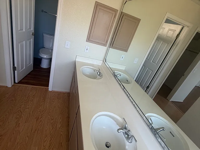 9190 Lakemont Dr — Photo 8