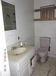 4th image of 7720 32nd Ave