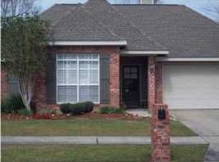 205 Cricklade Ct, Youngsville, LA 70592