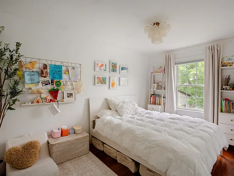 39 Cottage St #2 — Photo 15