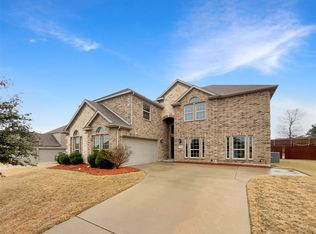 932 State St, Desoto, TX 75115