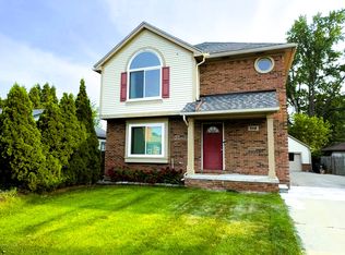 512 W 12 Mile Rd #1, Royal Oak, MI 48073