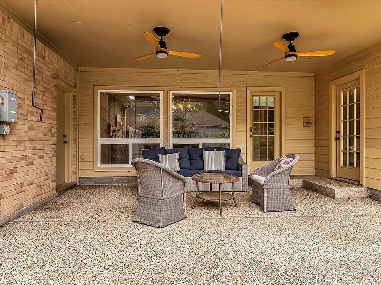 2607 Laurel Ridge Dr — Photo 43