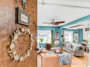 522 Harrison St APT G, Oak Park, IL 60304