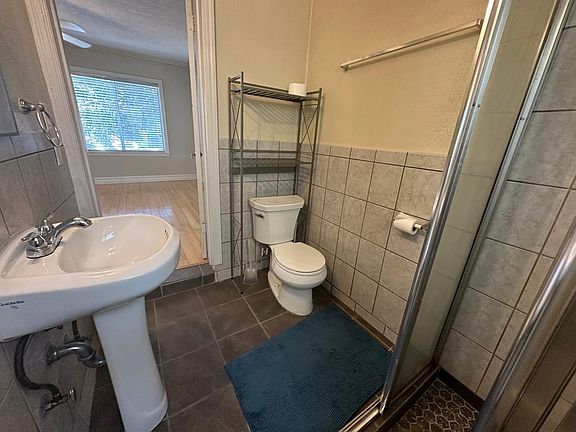 3rd image of 1600 11th Ave #1600