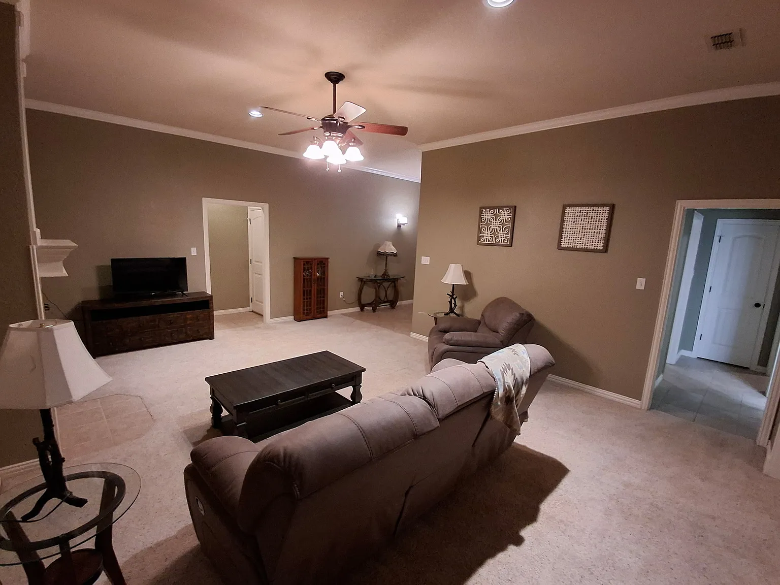 2142 Republic Ave — Photo 4