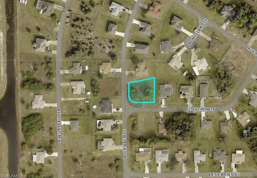 2nd image of 817 Rocaille Ave