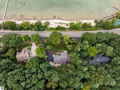 11400 Peninsula Dr, Traverse City, MI, 49686