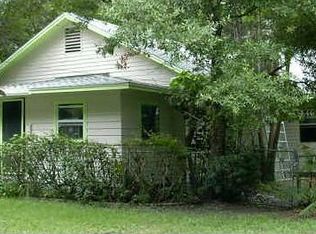 2740 S Riverside Dr, Sarasota, FL 34234