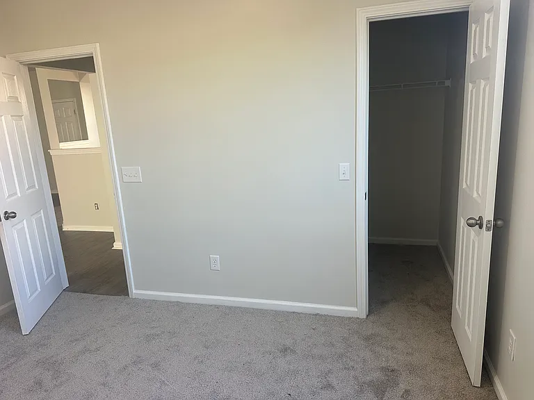 336 Peters Creek Dr — Photo 8