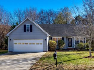 1148 Steele Meadows Dr, Fort Mill, SC 29715