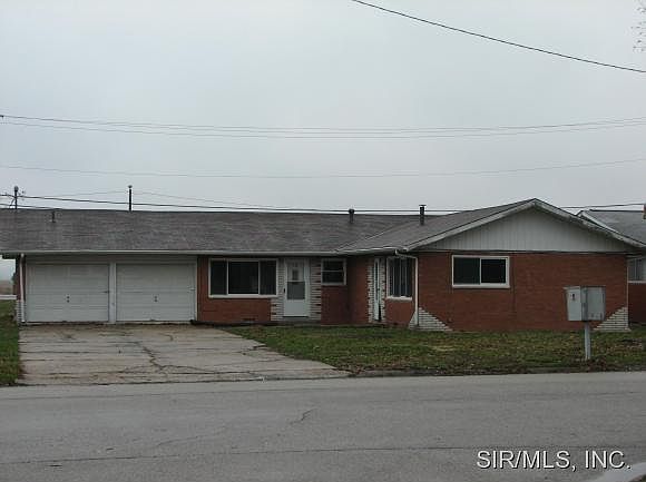 1st image of 10 Eastgate Dr