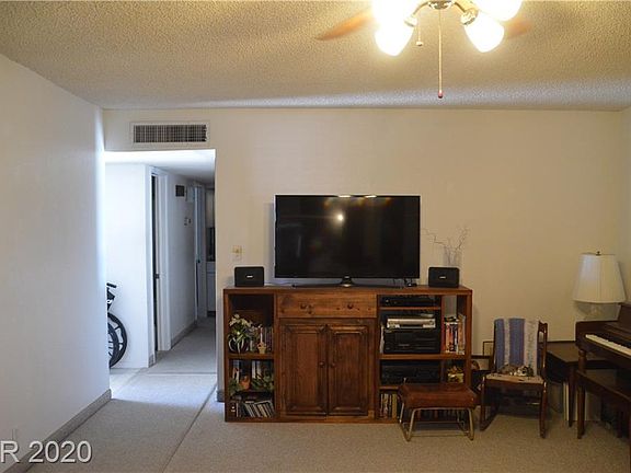 5th image of 6448 Evergreen Ave