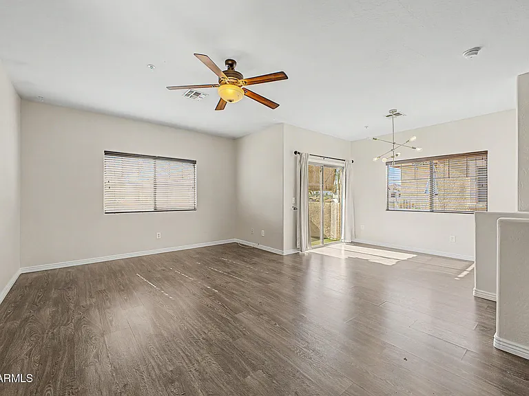 525 N Miller Rd #228 — Photo 7