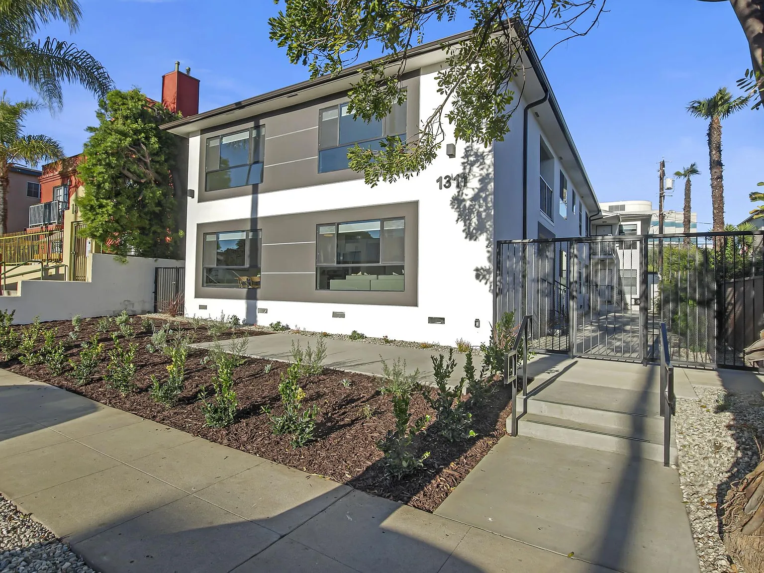 1311 19th St — Photo 2