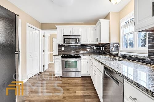 4th image of 1320 Wheatfield Dr