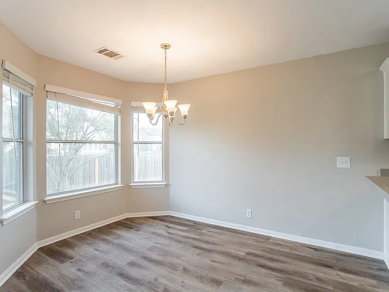 21013 Godolophin Ct — Photo 8