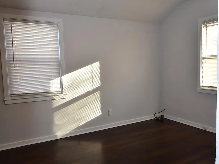 85 Pershing Dr #85 — Photo 13