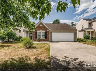 13112 Planters Row Dr, Charlotte, NC 28278