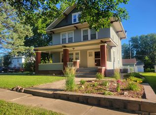 1222 16th St, Auburn, NE 68305