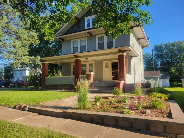 1222 16th St, Auburn, NE 68305