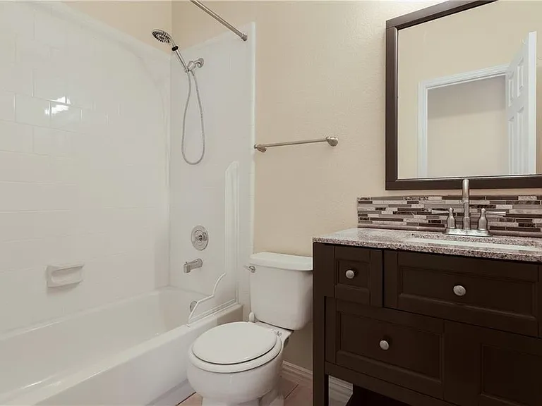 6701 Candlecreek Ln — Photo 24