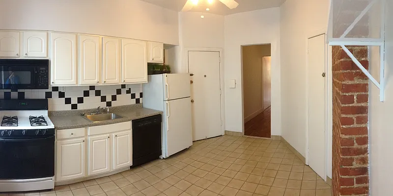 Rented by Kain Realty | media 1