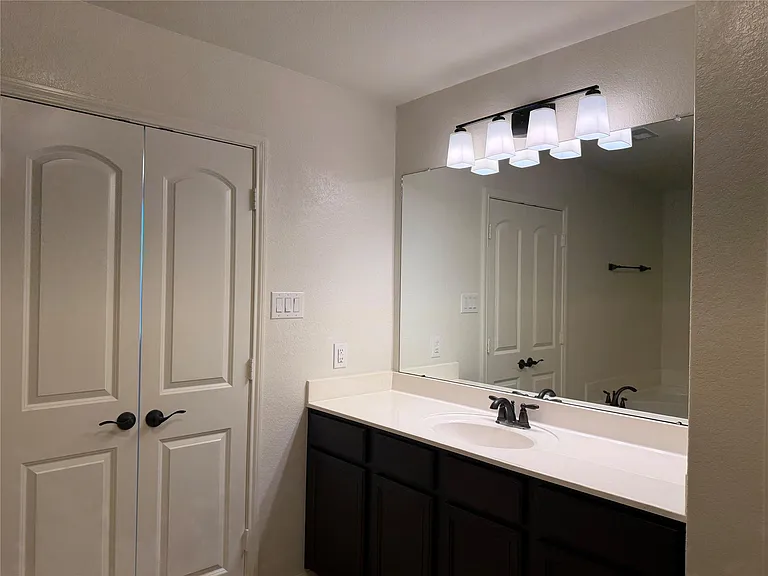 21102 Echo Manor Dr — Photo 12