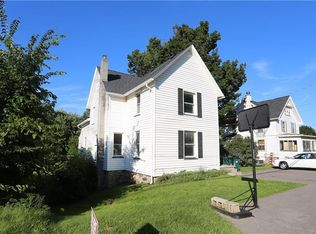 1897 Ridge Rd, Ontario, NY 14519