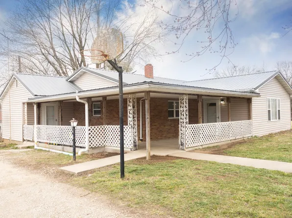 1631 County Road 2465, Huntsville, MO 65259