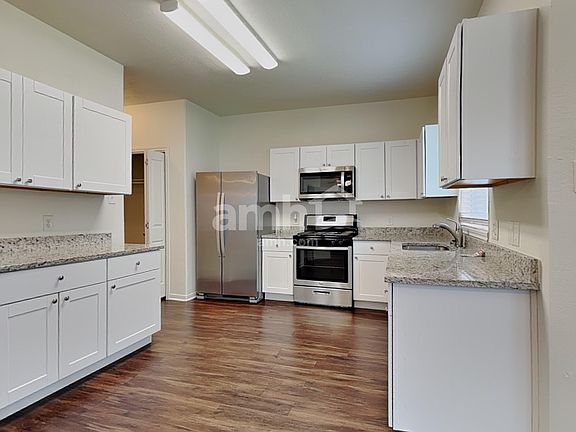 3rd image of 18214 Alemarble Oak St