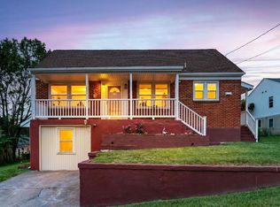 708 Mason St, Staunton, VA 24401