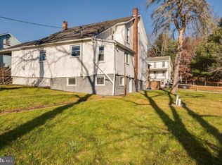 40 Main St, New Philadelphia, PA 17959