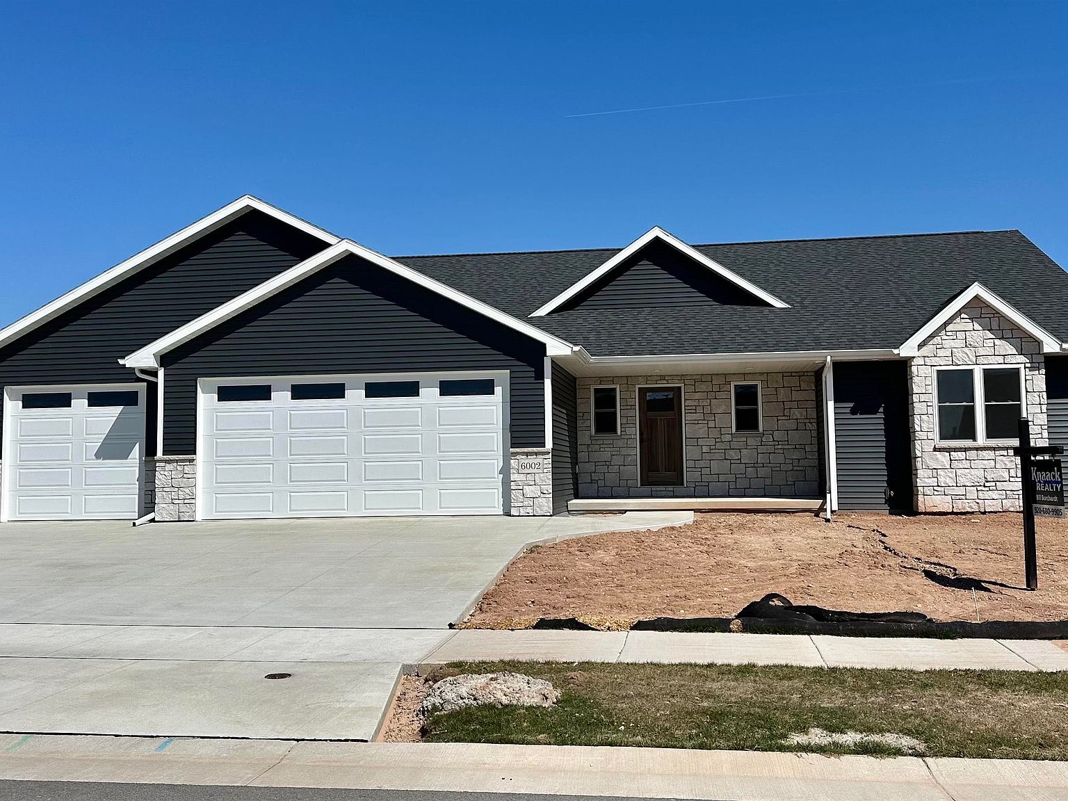 W6002 Zach St, Menasha, WI 54952 Zillow